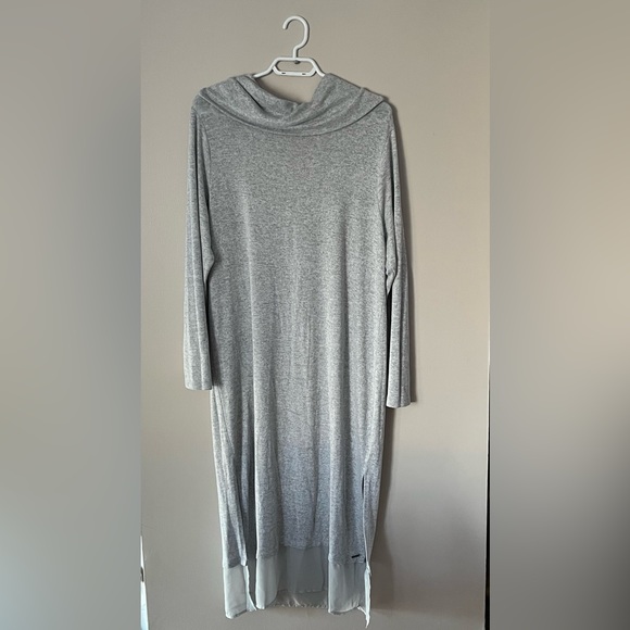 Women’s La Vie Rose Lounger Maxi Dress - Picture 5 of 8